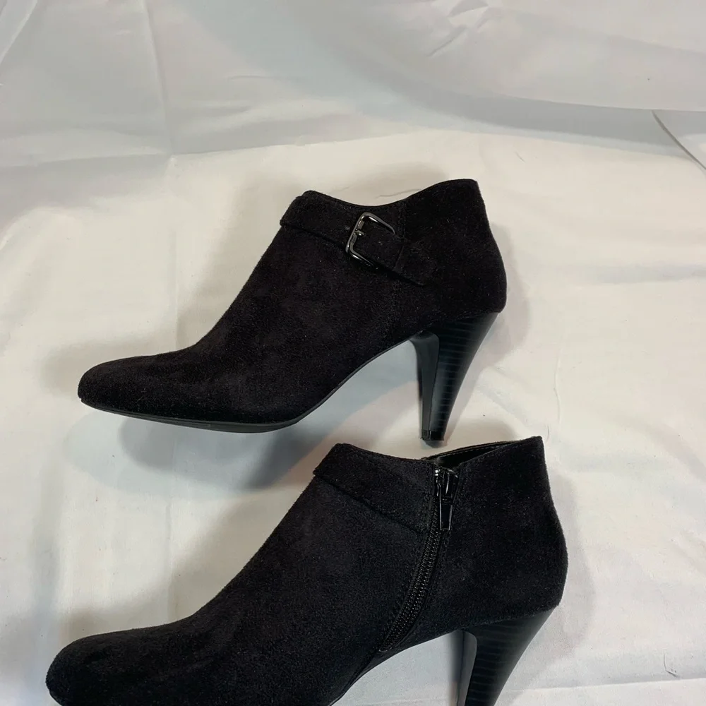 Fioni Black Faux Suede Heeled Booties